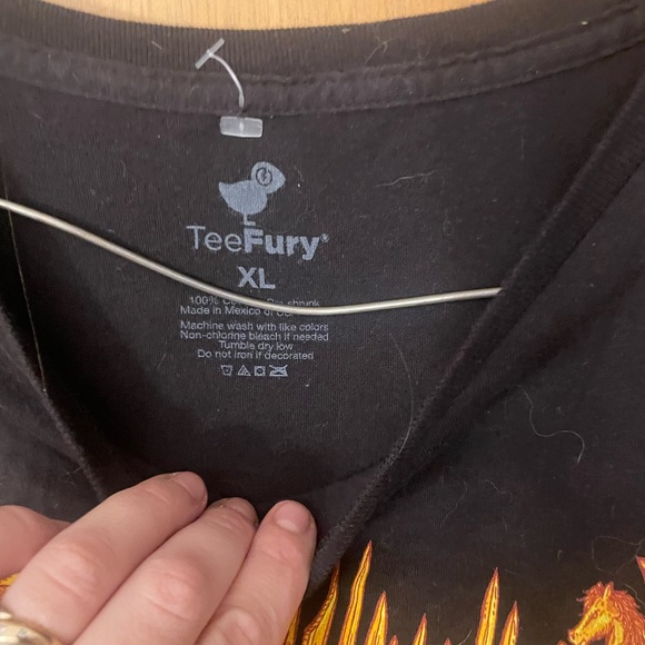 Ladies gamer- dragon- song if fire tshirt - Picture 4 of 4